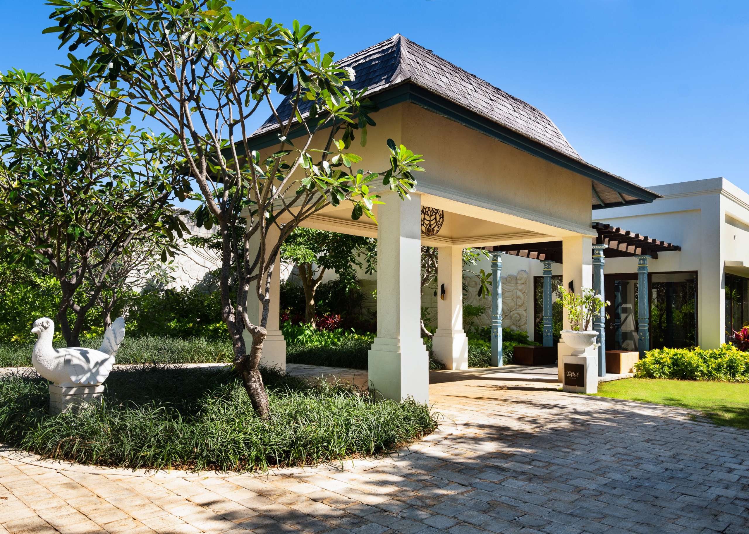 Jumeirah-Bali-Kids-Club-Entrance
