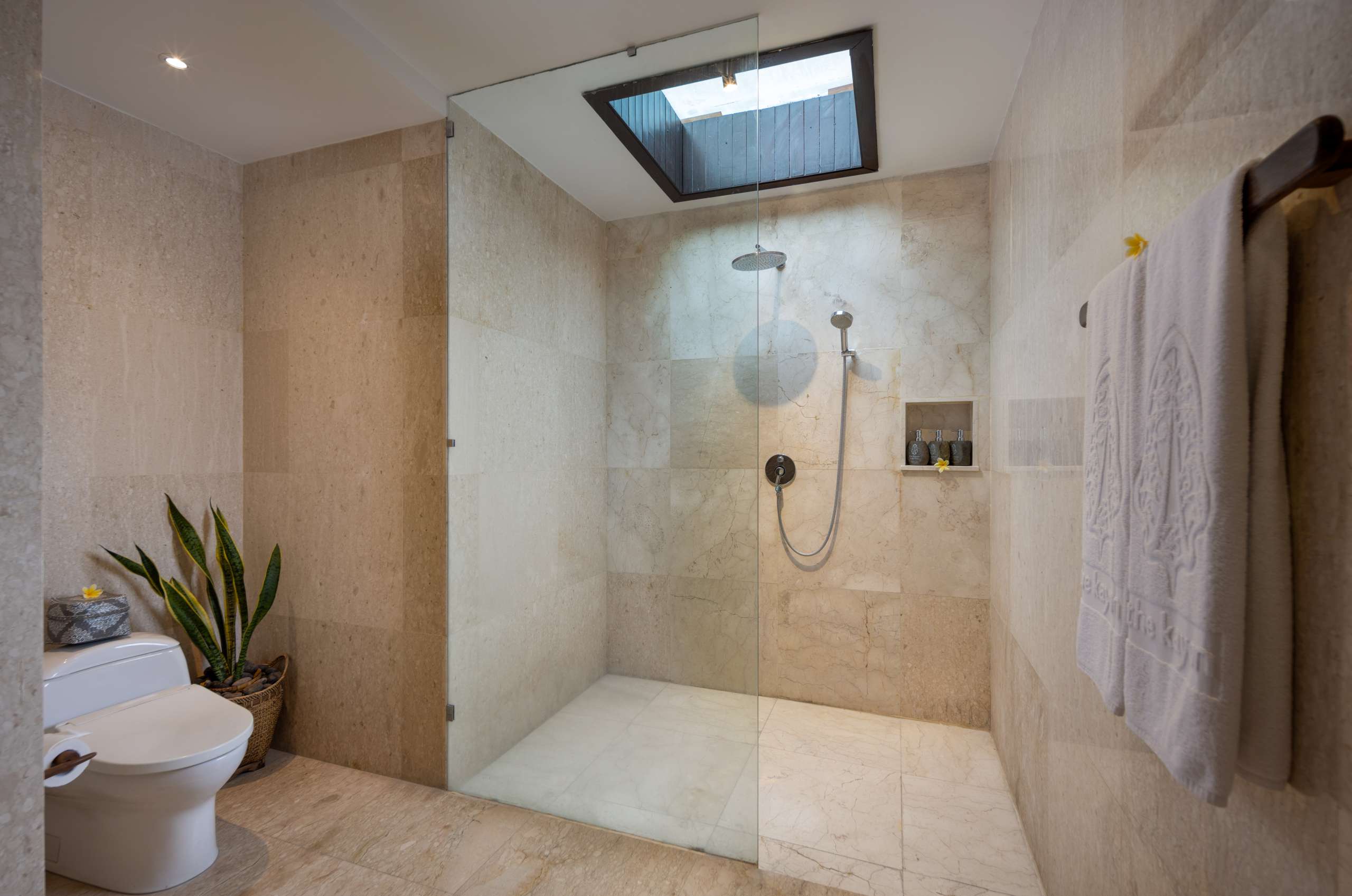 Bathroom 2 Premiere Pool Villa