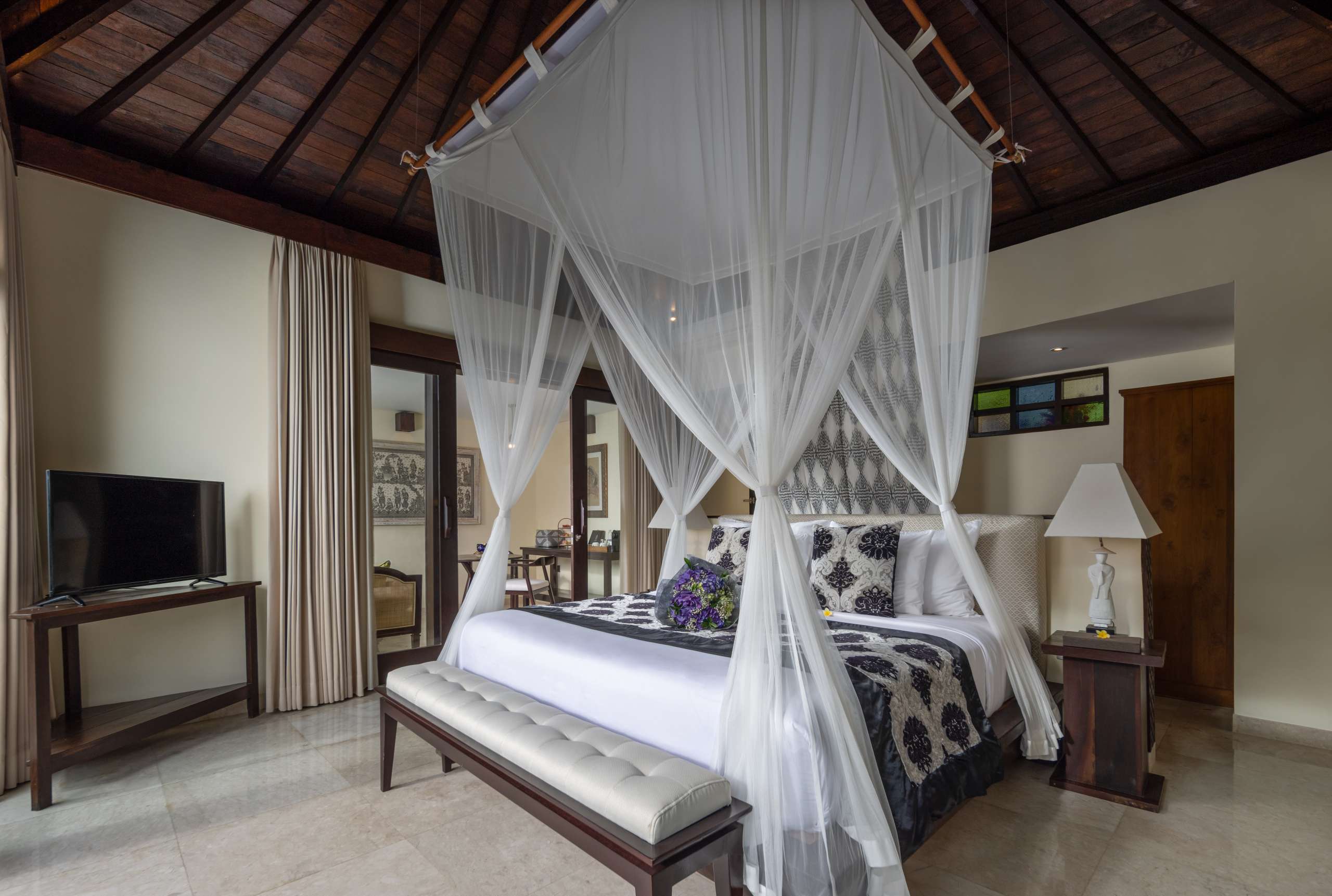 Bedroom Valley Pool Villa