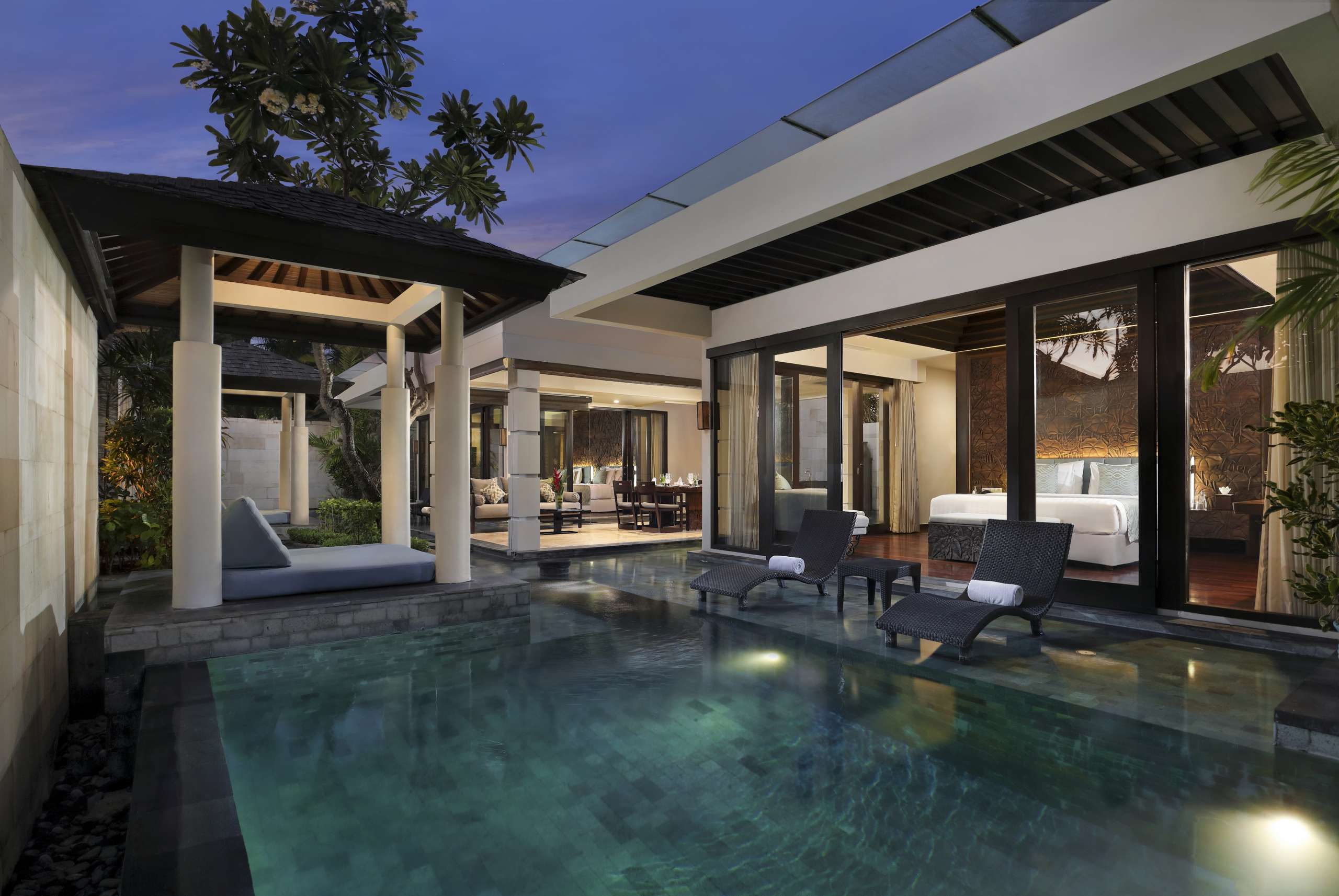 6- Two Bedroom Garden Villas - Pool Villa Dusk