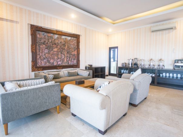 Arthur Suites 13