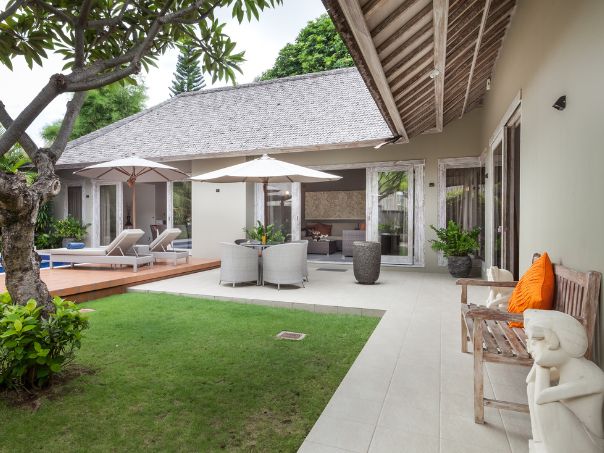 TIS Villa Seminyak 12