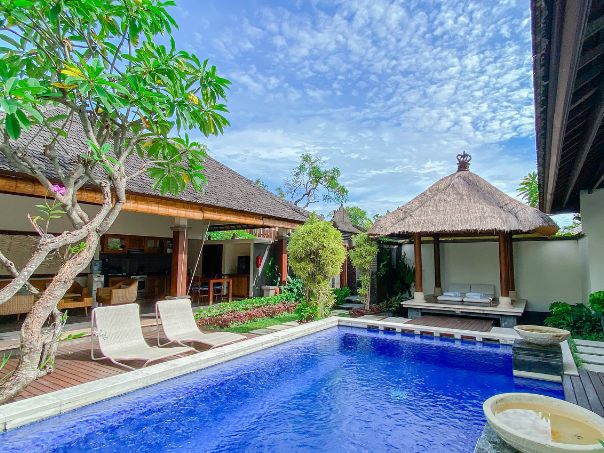 TIS Villa Seminyak 14