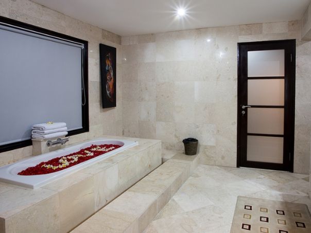 cometa-villas-seminyak-luxury (1)