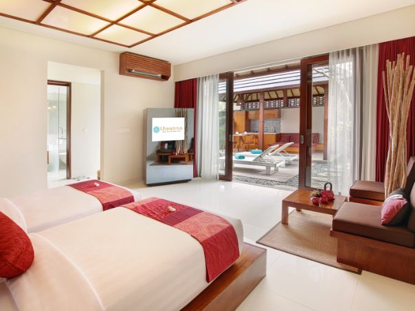 Theanna Villa 25 Hikari