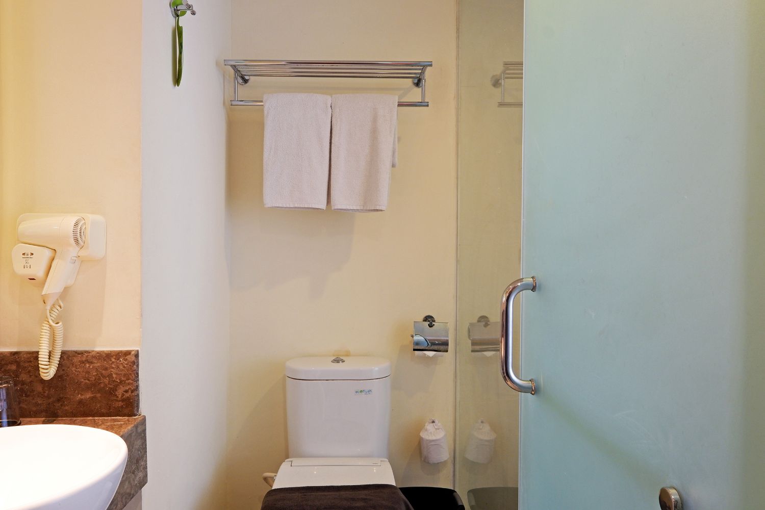 Bathroom2