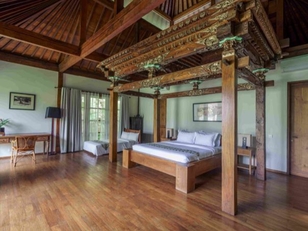 amita villa 7
