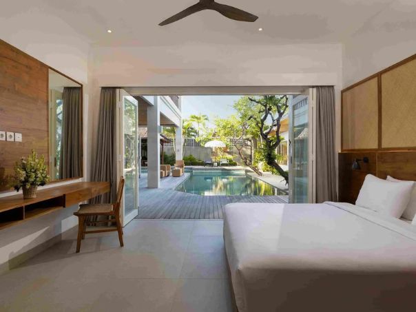 christie villa 10