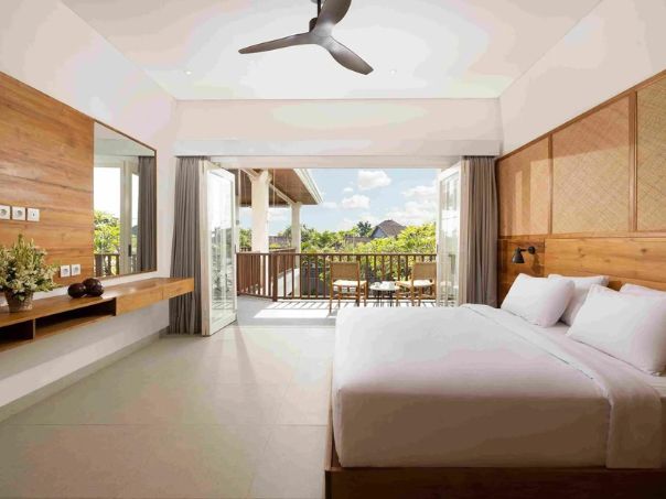 christie villa 11