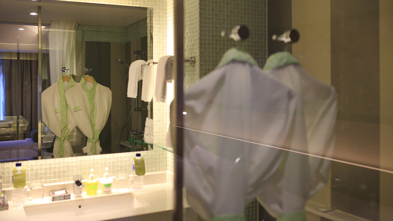 sens_hotel_rest_superior_plus_slide_03-1366x768