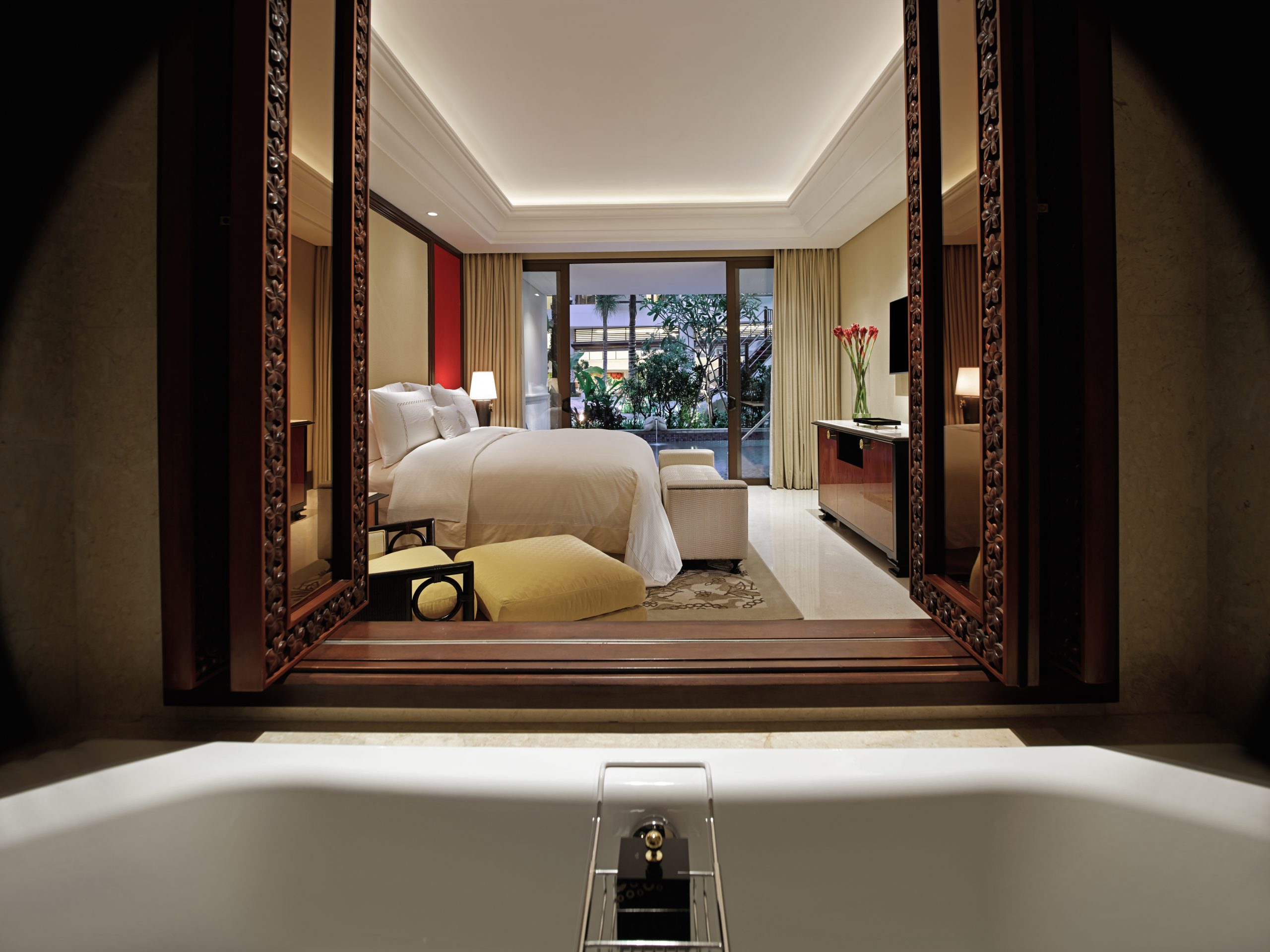 Room - Celebrity Suite Bedroom