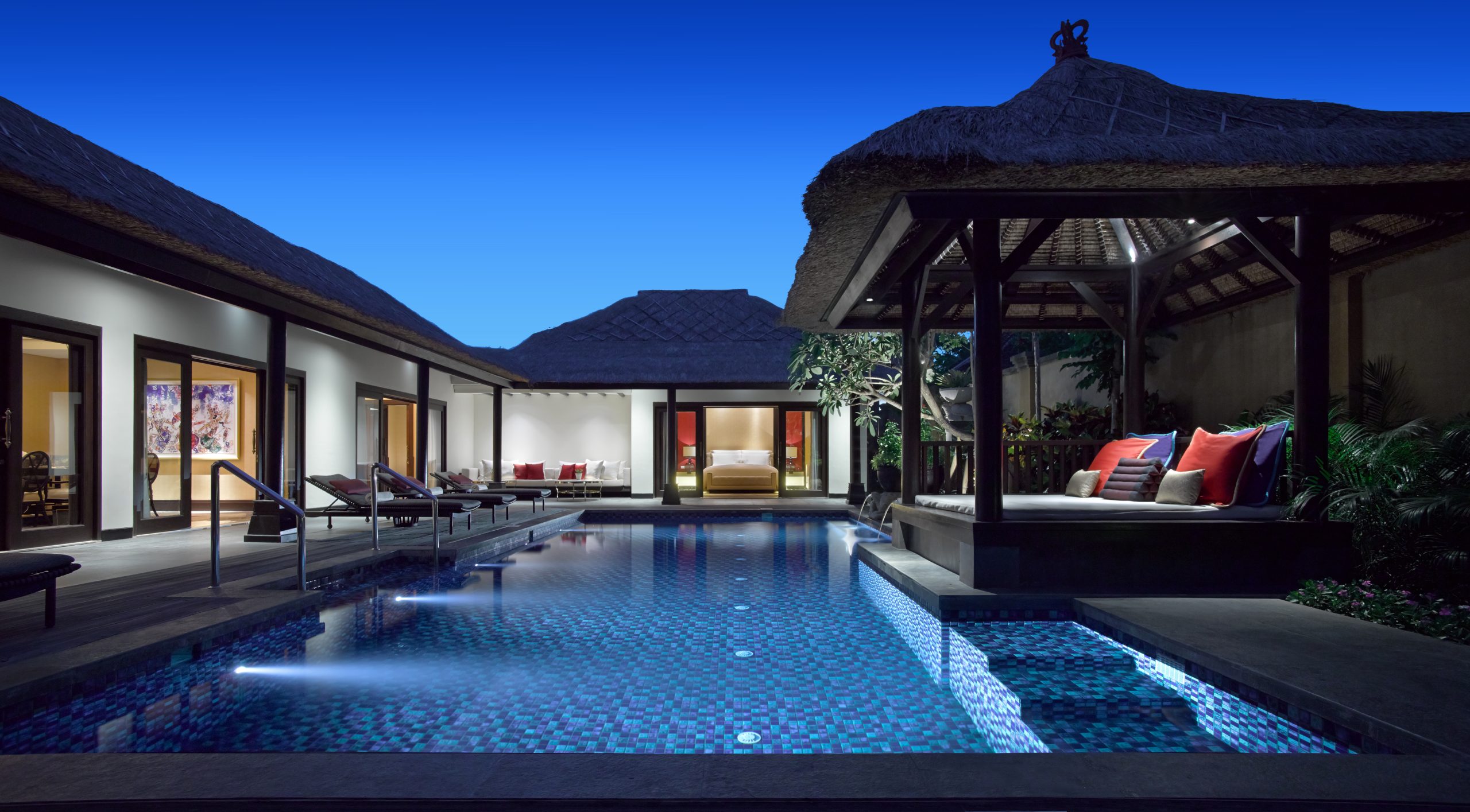 presidential villa_pool