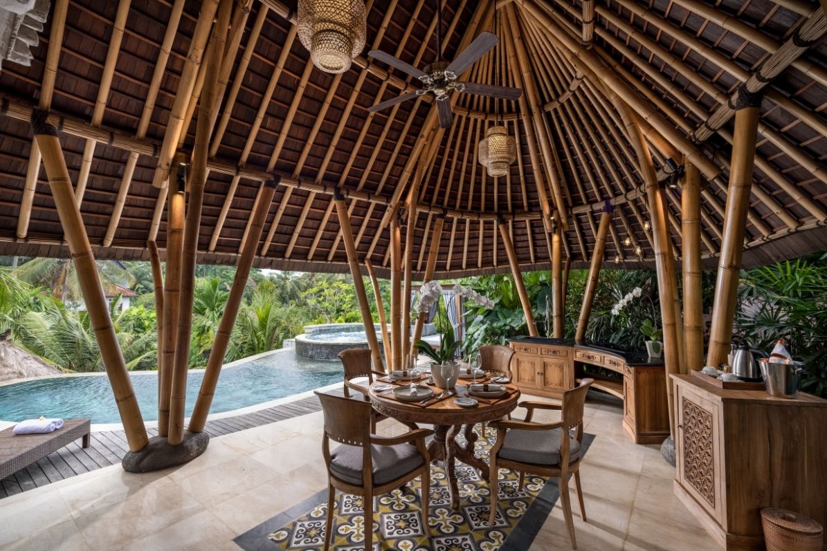Luxury Royal One Bedroom Private Pool Villa with Jacuzzi (2)