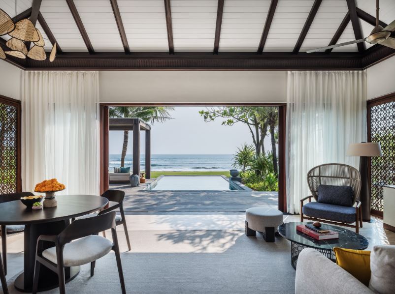 One Bedroom Beachfront Pool Villa 2