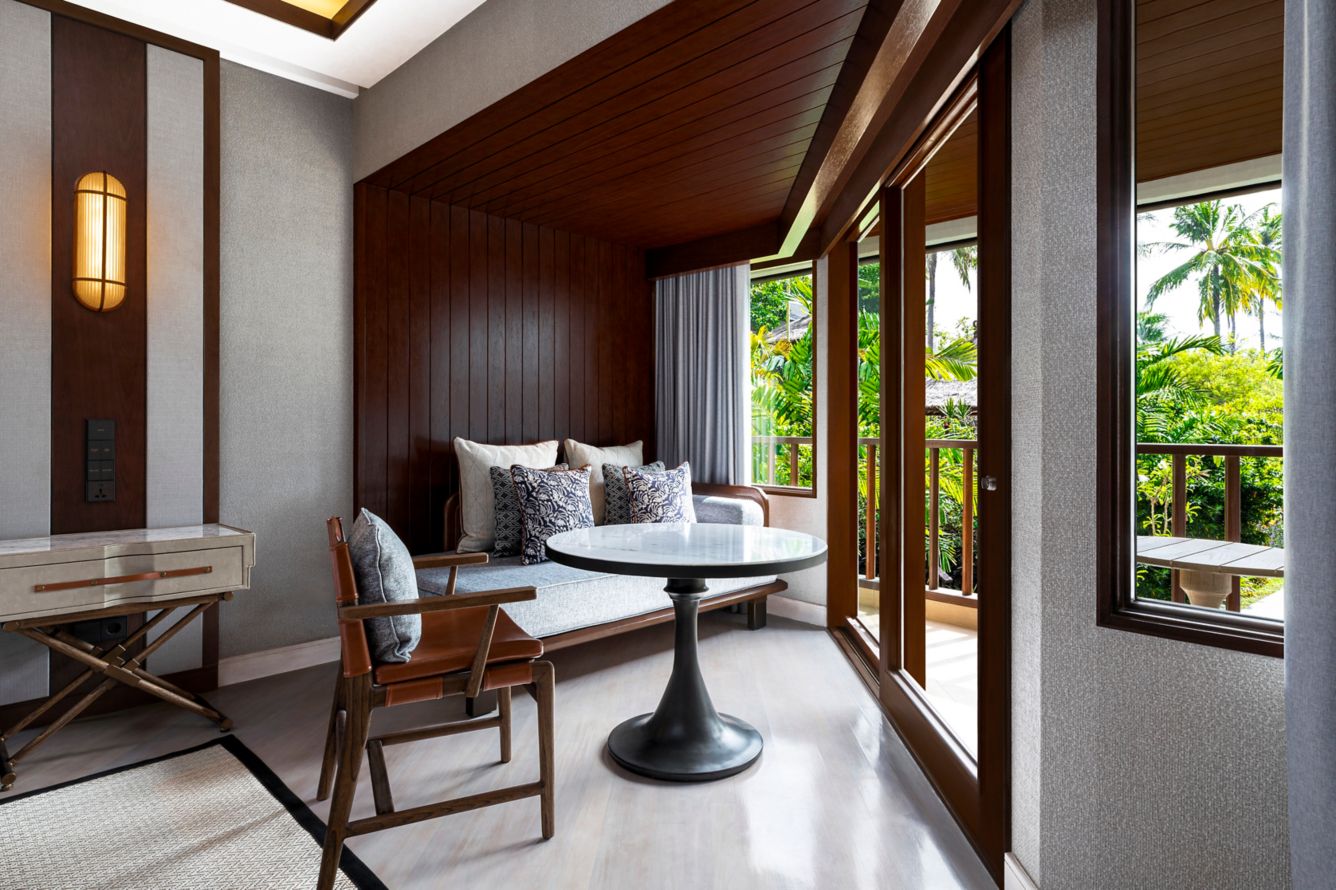deluxe garden view - bedroom lounge