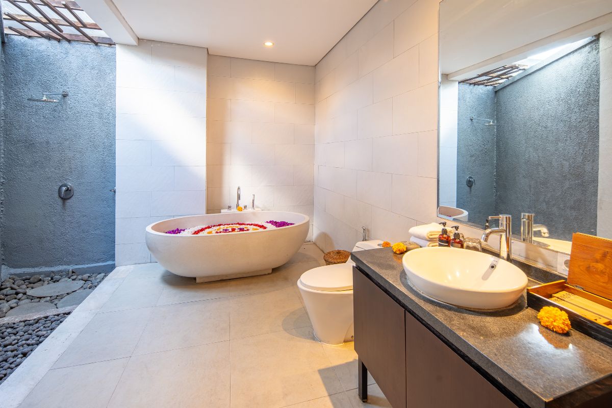 1 or 2BR royal villa (8)