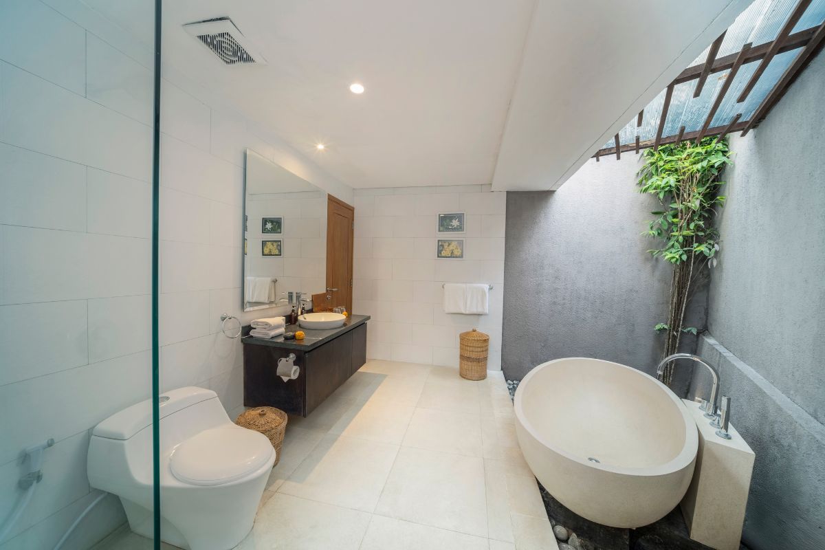 1 or 2BR royal villa