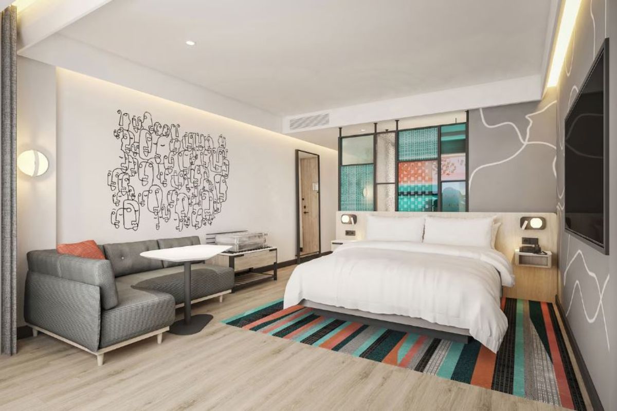 aloft room