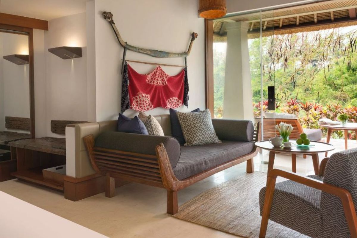 heavenly jacuzzi villa (4)