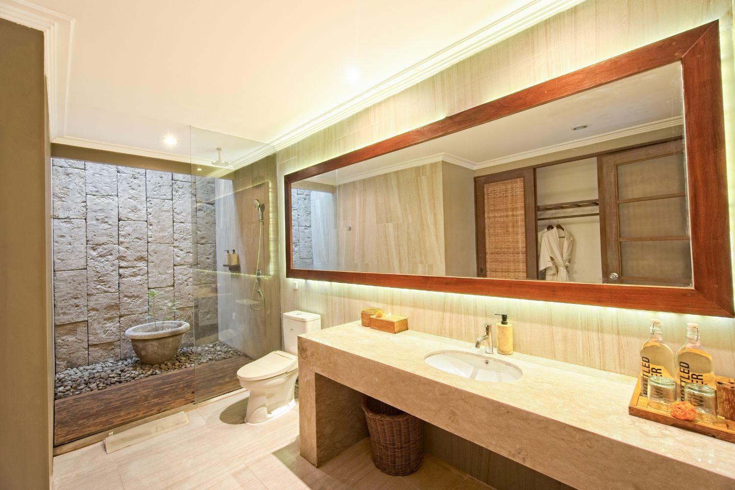 royal 2br