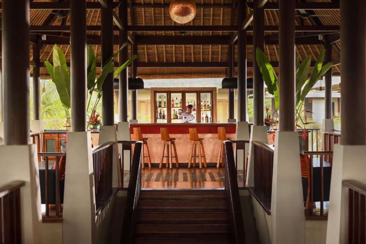 tree bar