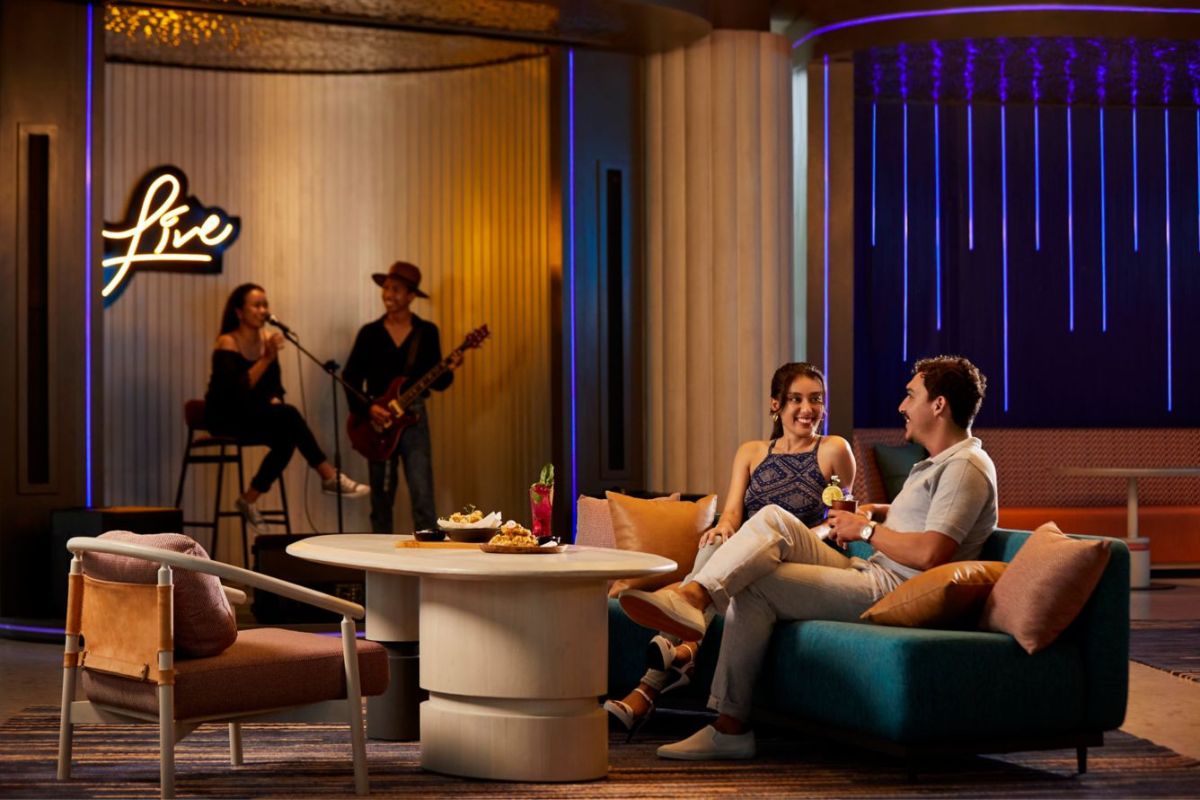 wxyz bar (3)