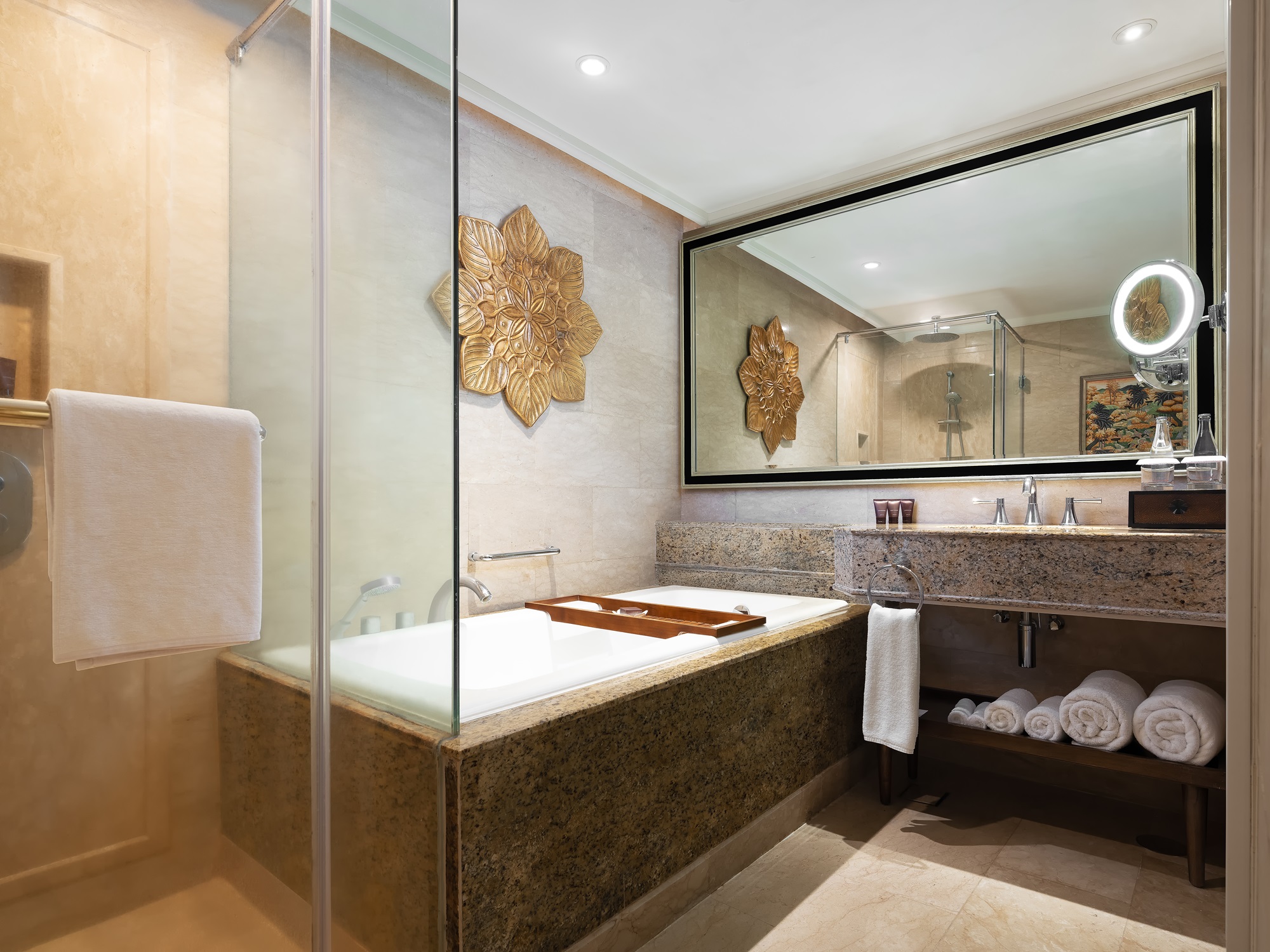 King-Classic-Bathroom
