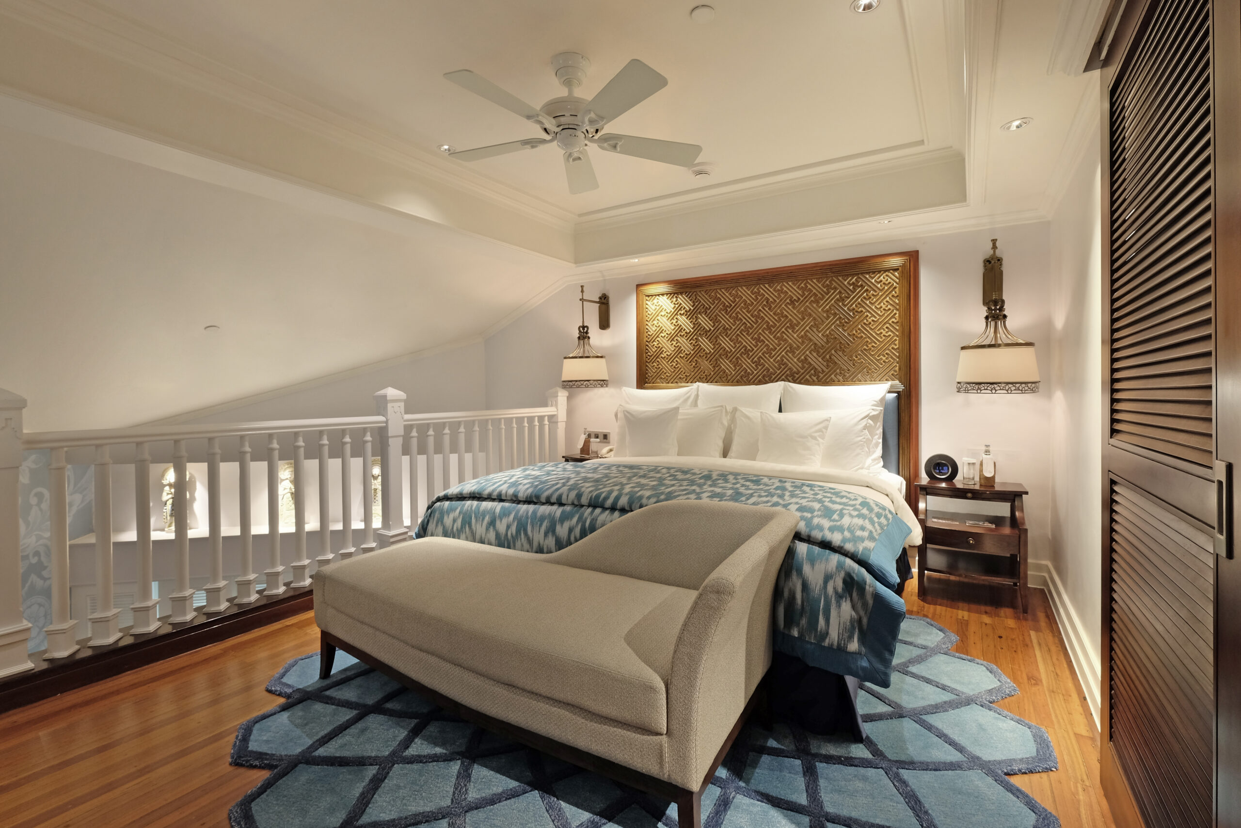 King-Premium-Living-Area-Singaraja-Lounge-Access-Upstair-Bed-Room-1-scaled