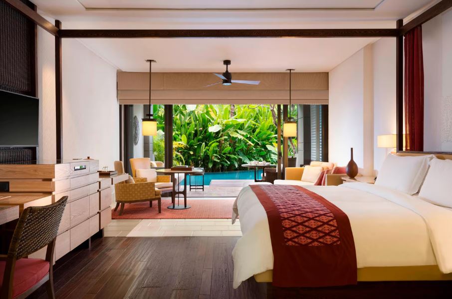 Sawangan Junior Suite with Pool Access 3