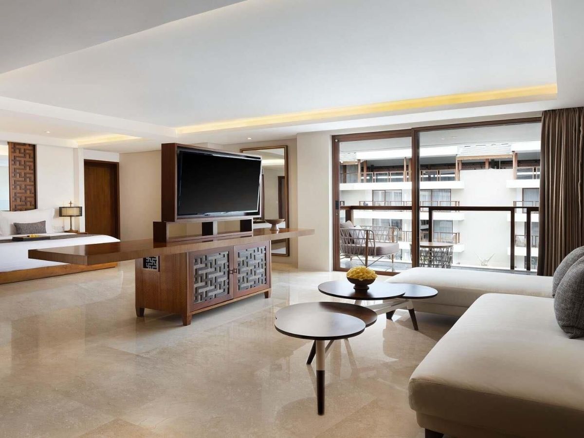 Deluxe Suites with Spa Bath