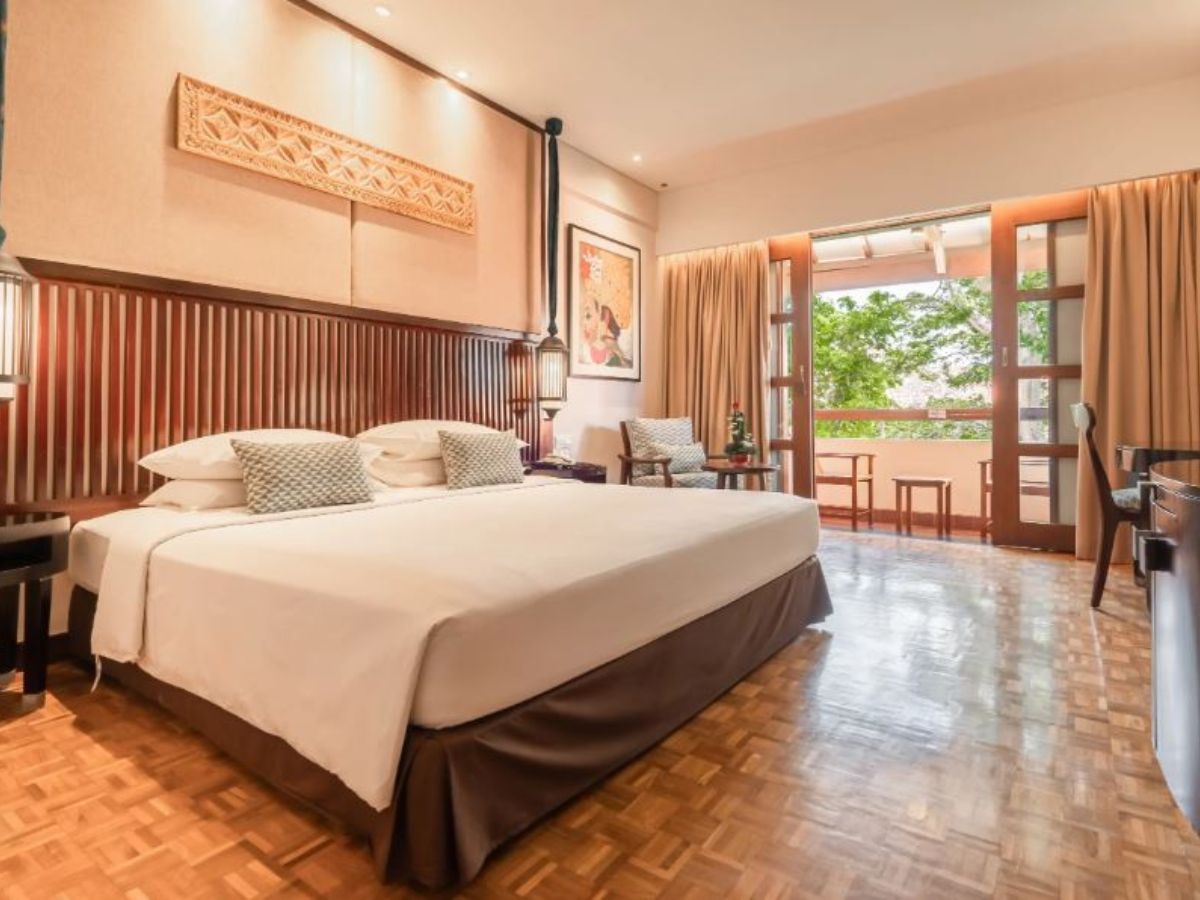 deluxe room