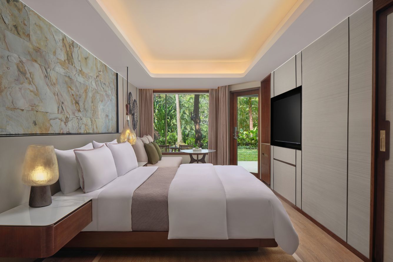 deluxe garden room