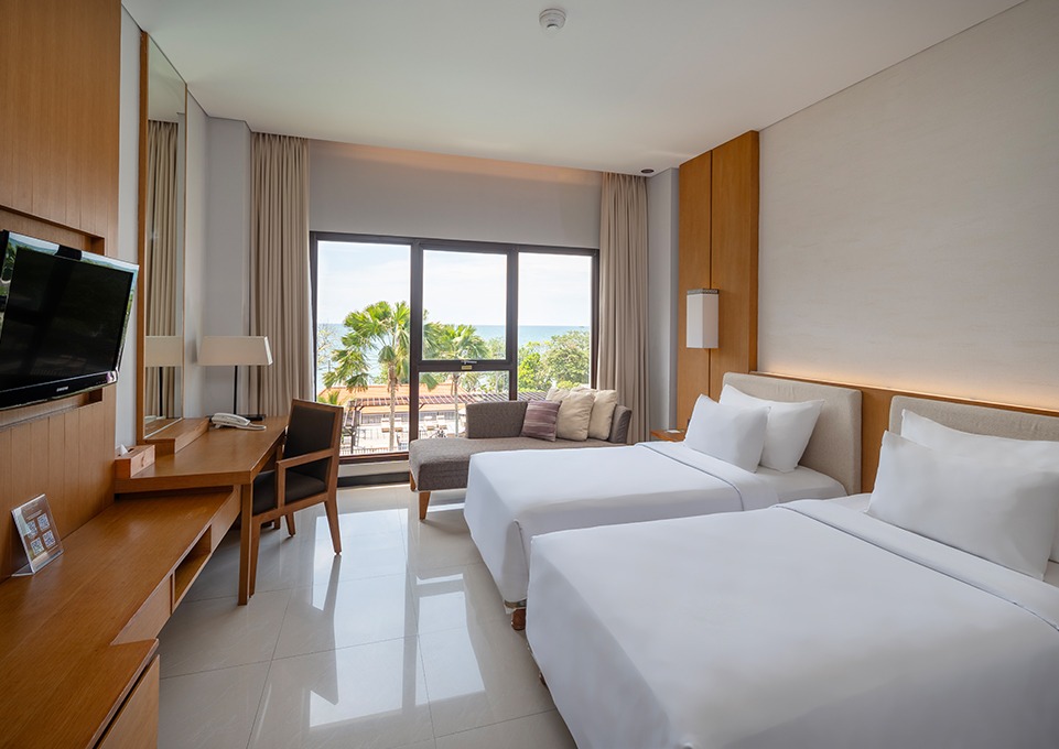 deluxe sea view 1
