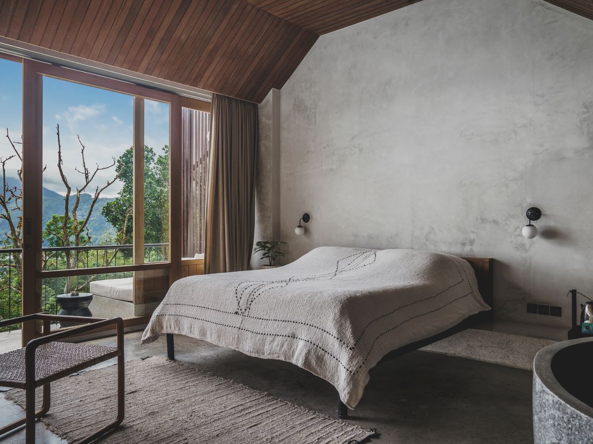 Deluxe Lake View (5)