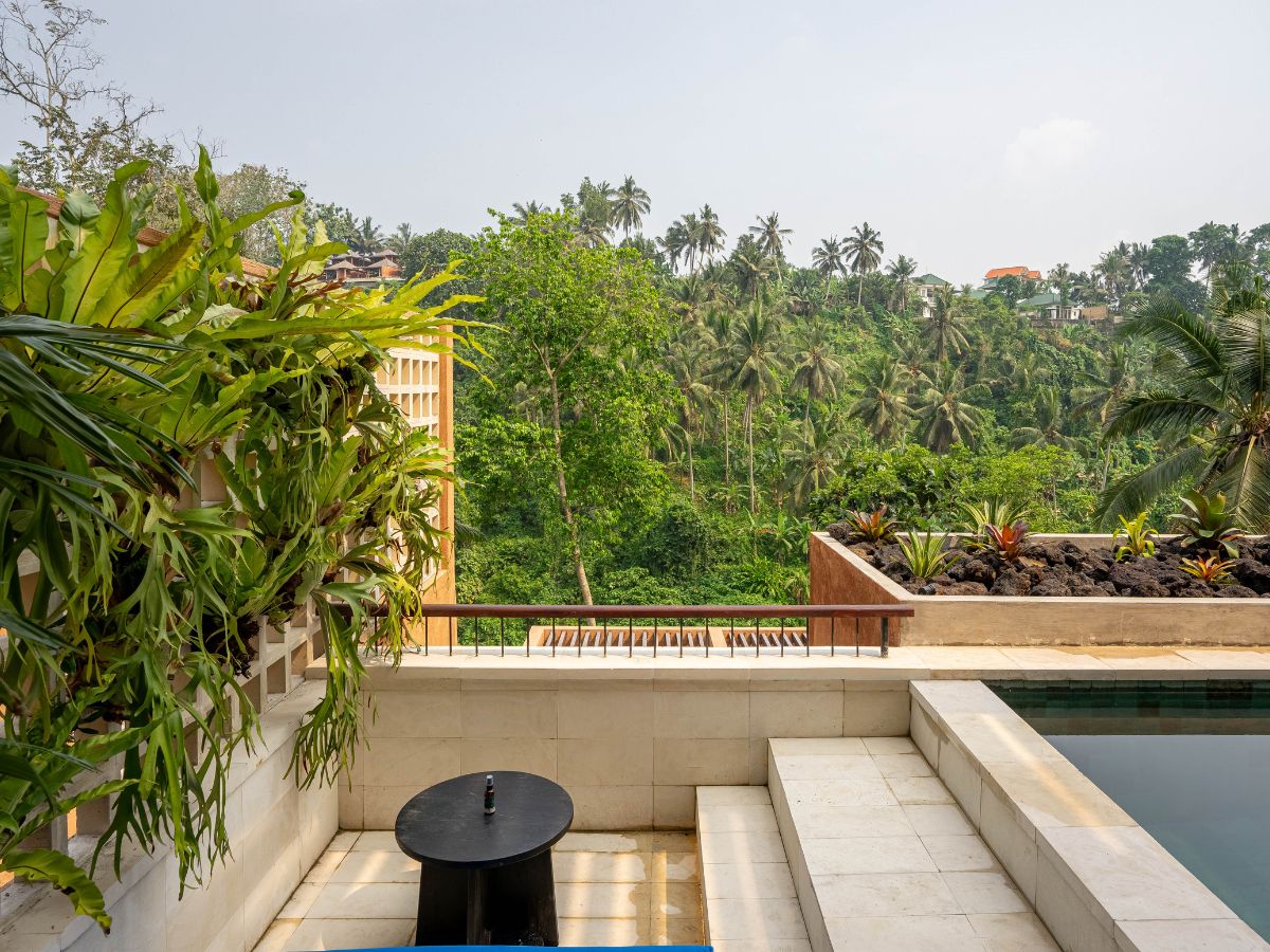 Romance River Pool Villa (2)