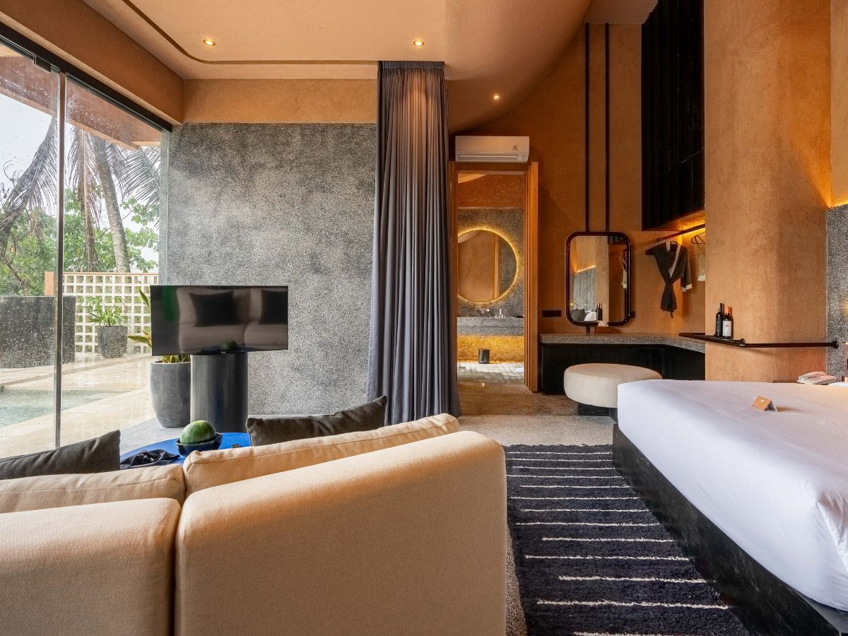 Romance River Pool Villa (4)