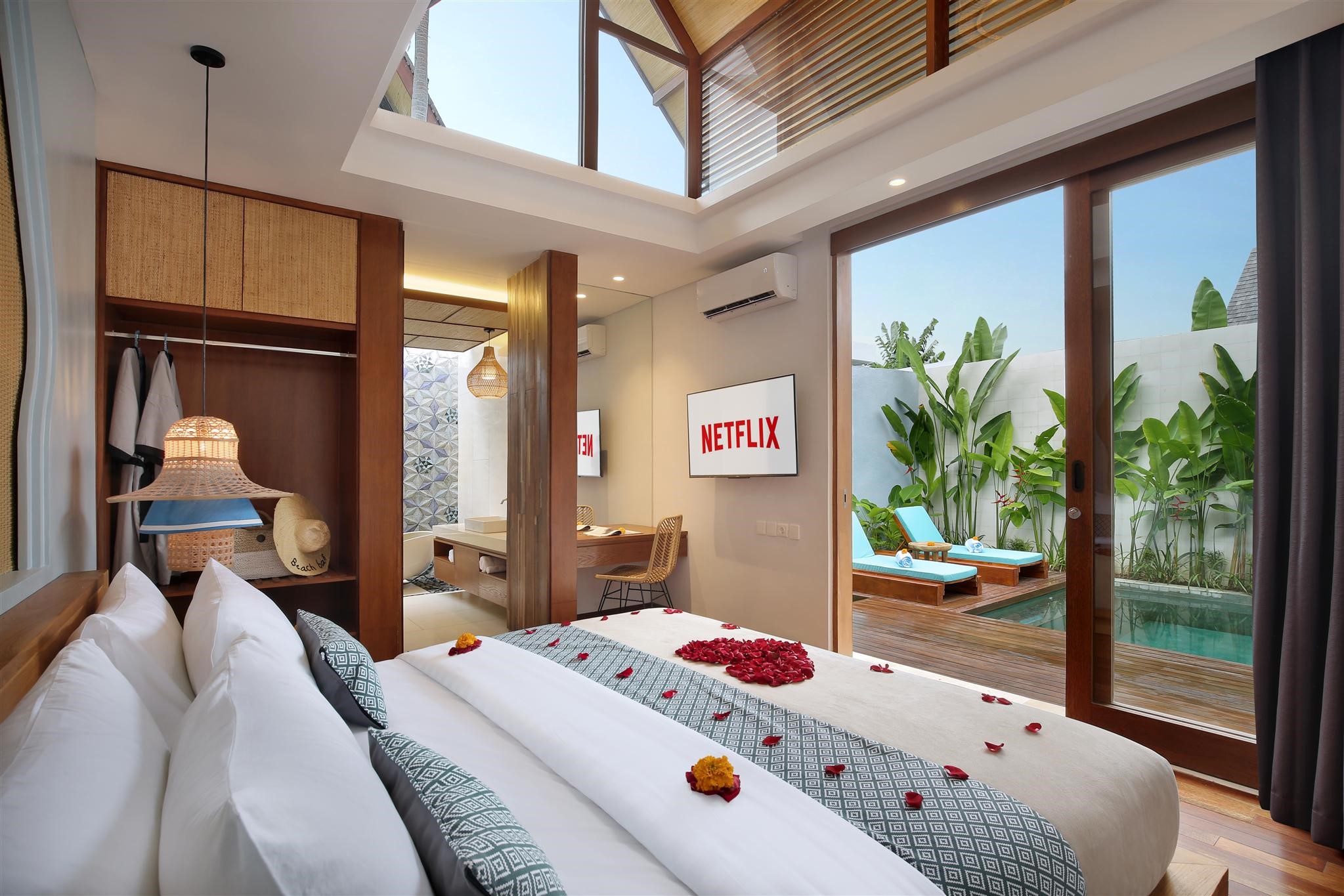 12 (One or Two Bedroom Villa)