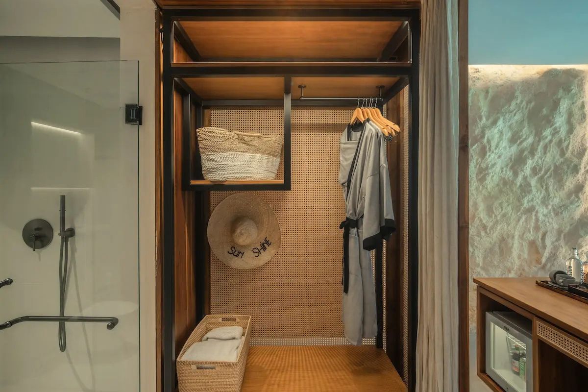 Suite Lagoon Access2